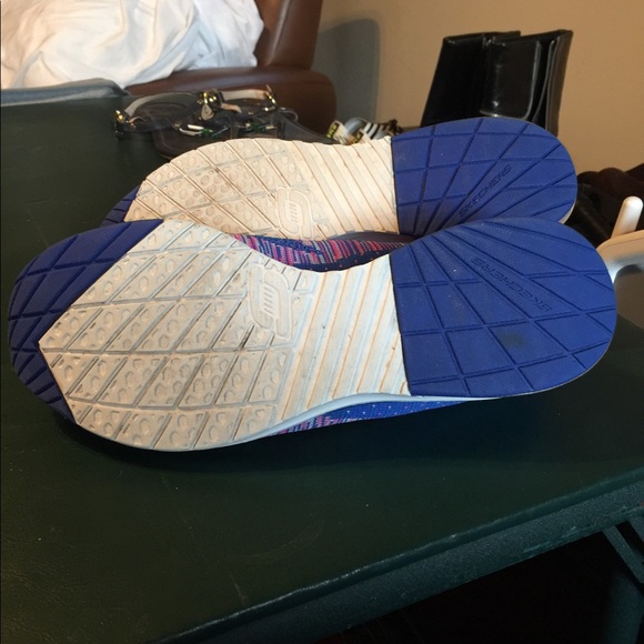 Skechers gym shoes - Picture 6 of 6